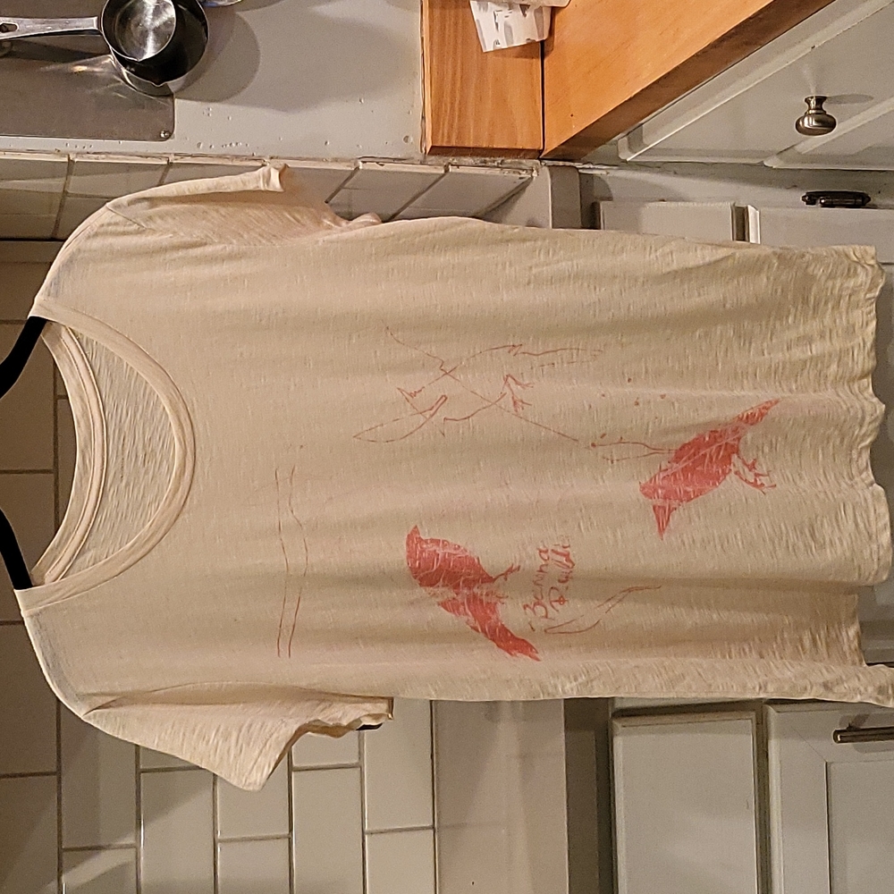 Nwot women's Banana Republic t-shirt.
